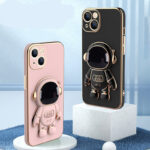Funda para teléfono con diseño de astronauta en 3D - Image 3